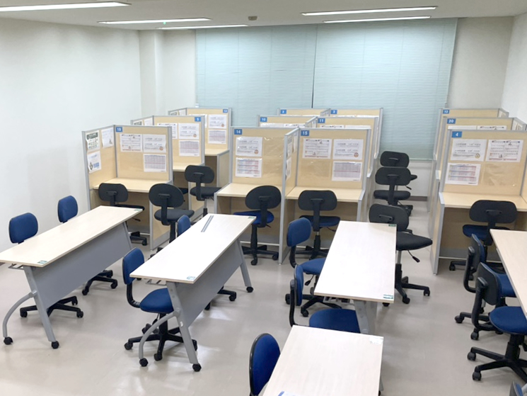 個別指導塾スタンダード 教室写真02