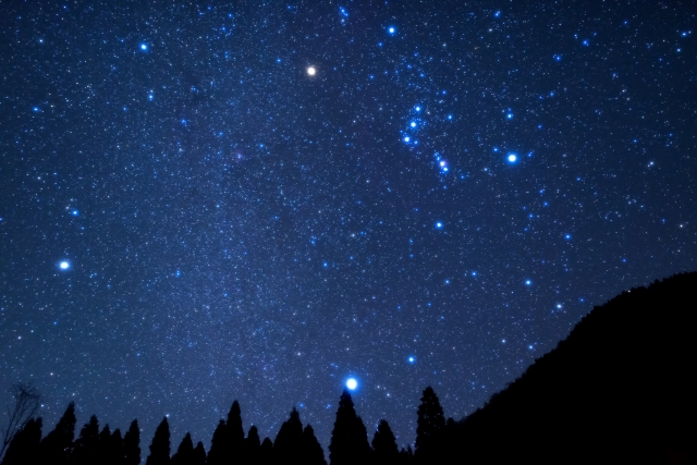 冬の大三角をみてみよう 夜空で探してみたい 冬の星座 まとめ お役立ち情報ページ 個別指導の学習塾なら個別指導塾スタンダード