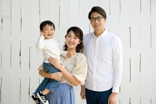 居酒屋はあくまで大人の場!求められるのは親の「大人のモラル」